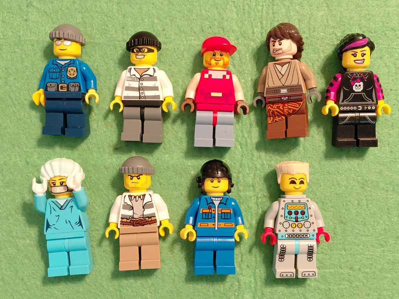 LEGO Lot of 9 Assorted Mini Figures