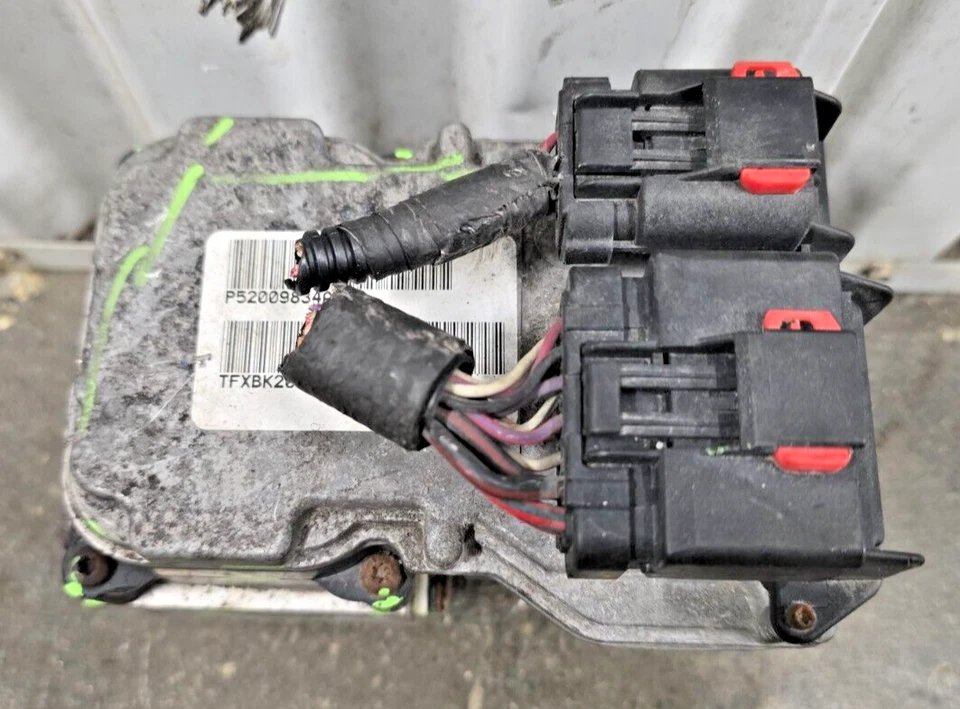 01 MÓDULO DE CONTROL DE FRENO ANTIBLOQUEO DODGE DAKOTA ABS P52009834AB Foto 2 de 4