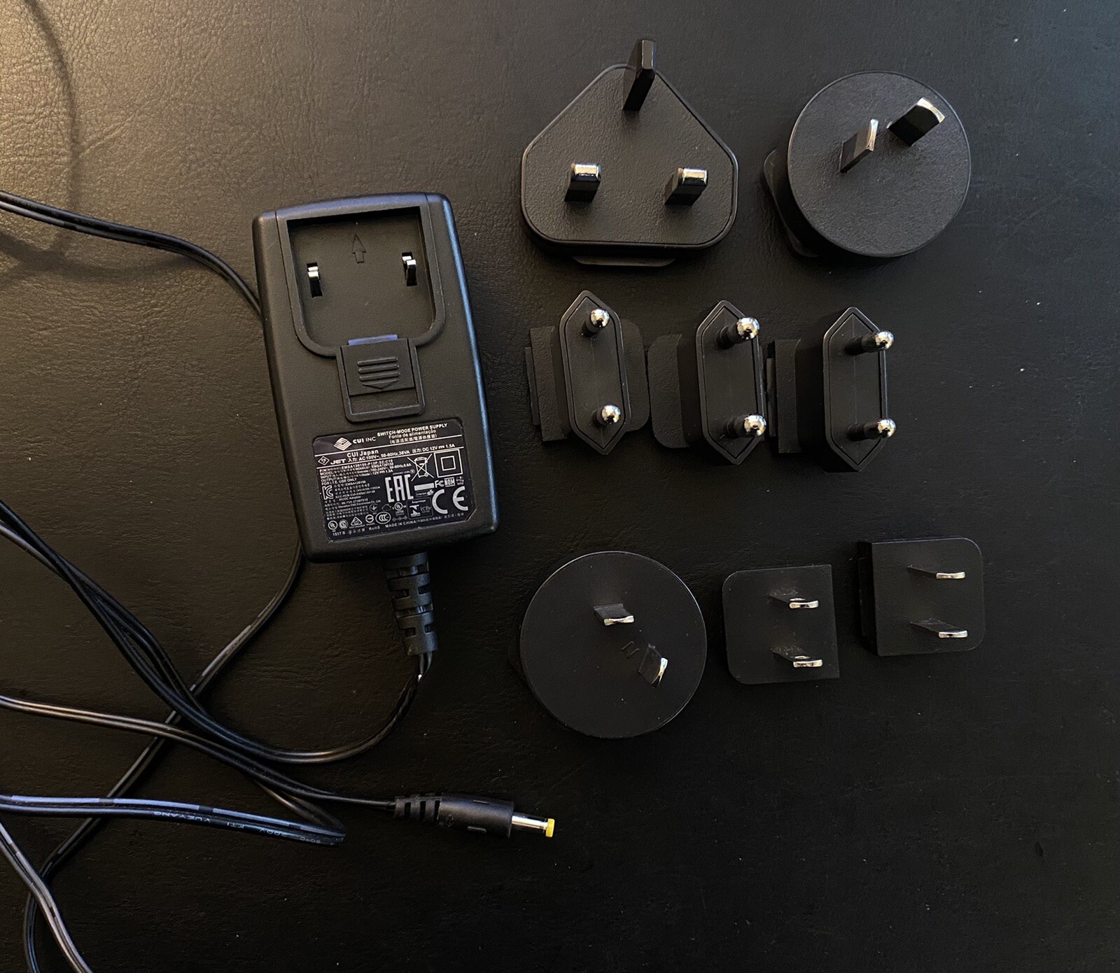 ***CUI INC Universal Switch Power Supply AC/DC Adapter EMSA120150 -P13P-SZ-C10