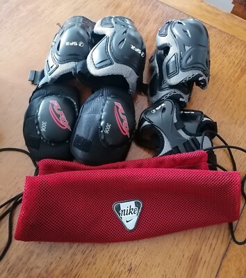 SFR Essentials Triple Pad Set Junior Schutz Sicherheitspads & Nike Tasche