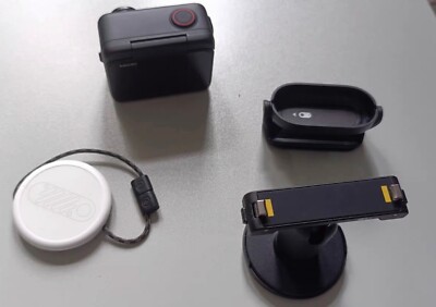 Insta360 Go 3 32GB Camera Kit Midnight Black (Preowned)