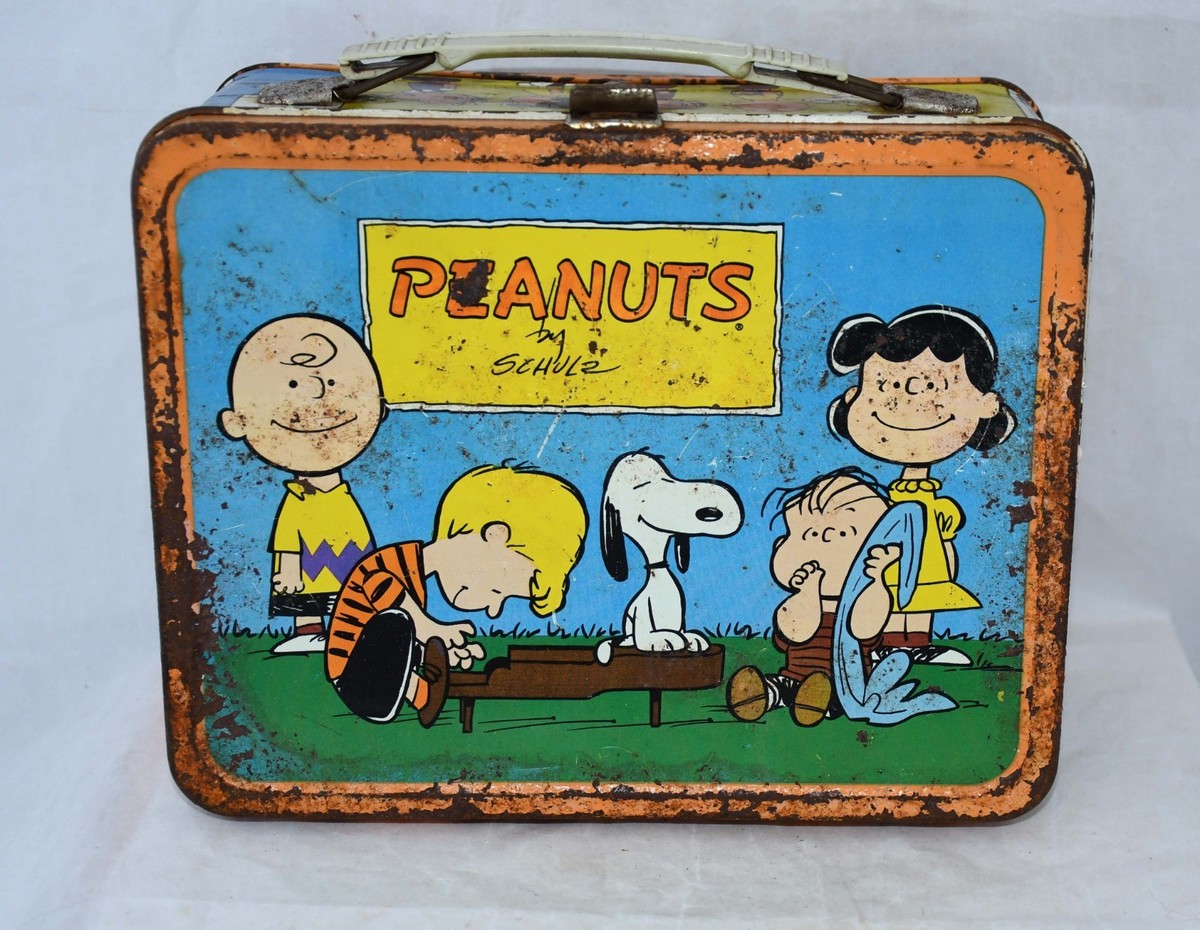 Vintage 1959 King-Seeley Peanuts Charlie Brown Snoopy + Metal