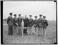 U.S. Flyers win Mackay Award. Washington, D.C., May 8. Nine officers and