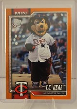 2026 Topps Series 1 - Mascots Minnesota Twins #M-10 Orange 4/25 Celebration Box