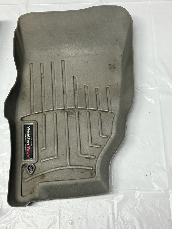 Jeep Liberty WeatherTech FloorLiner Lh Rh Pair 1st Row GRAY Front Mats 02-07 Foto 4 de 4