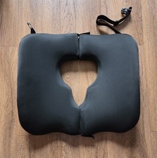 Black Ergonomic Split Design Seat Cushion, Polyester, Zip Cover, Slip Resistant