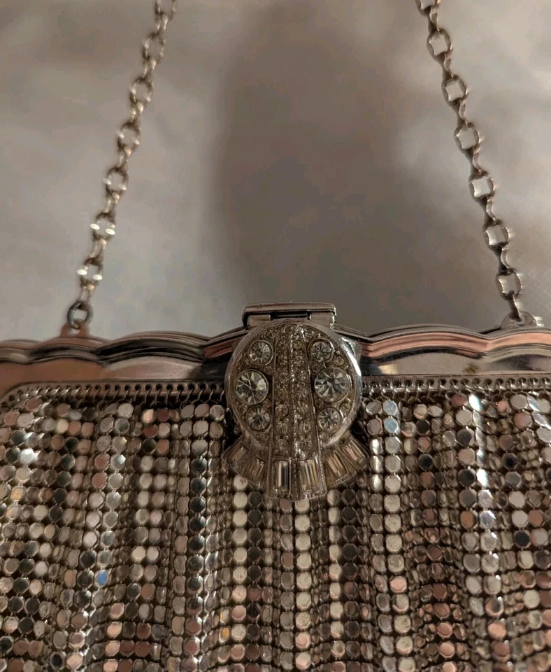 Whiting and Davis Silver Mesh Evening Bag, Rhinestone Clasp Chain Strap 8x4.5" - Image 2 of 4