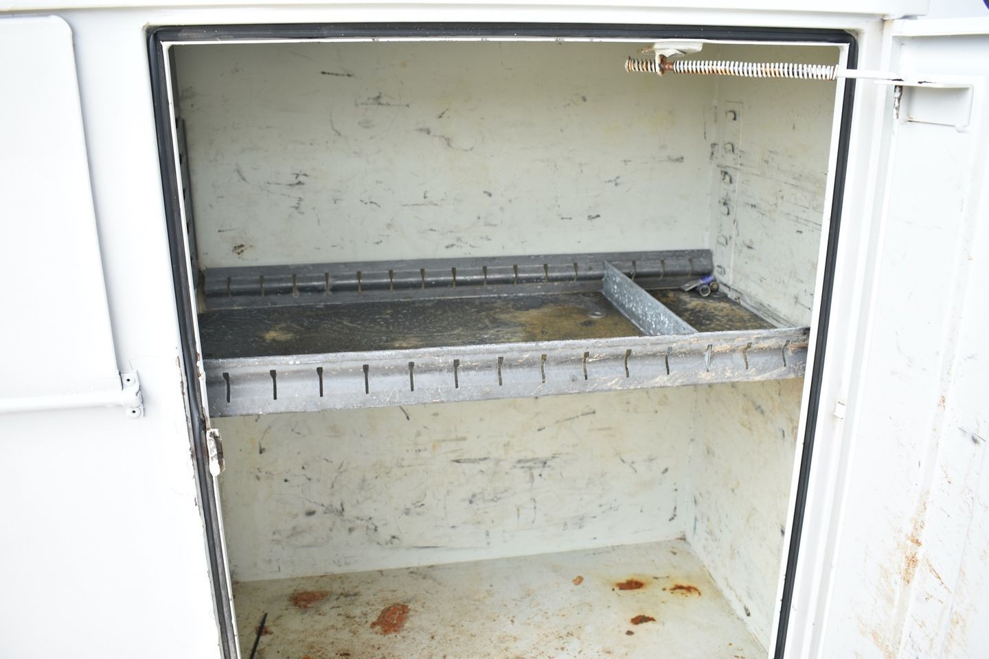 2017 Ford F-350 Super Duty XL thumbnail 16