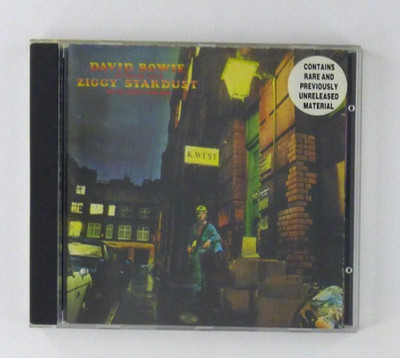 CD  disc - David Bowie   The Rise And Fall Of Ziggy Stardust And Th - B0665 D07