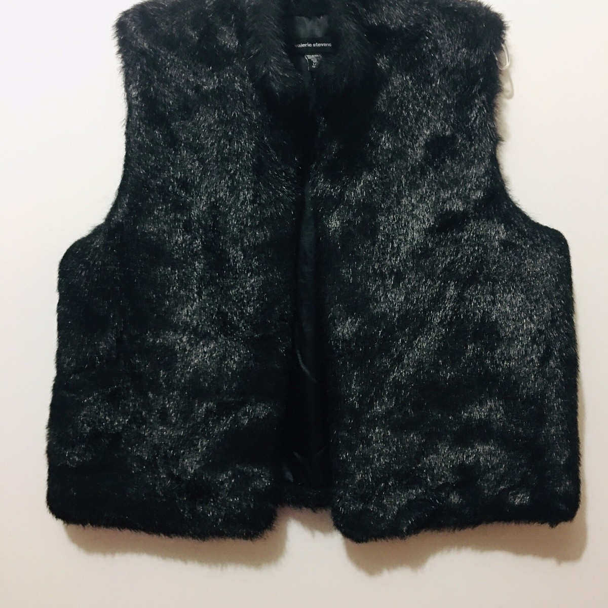 Valerie Stevens Women's Size L/XL Black Faux Fur Vest Jacket