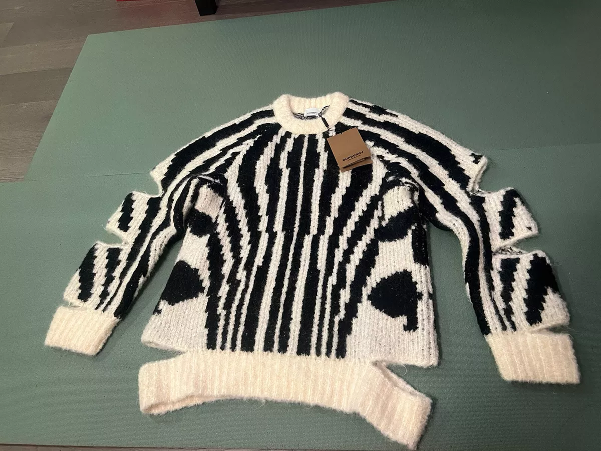 Burberry Zebra Style cut out oversized Sweater 8030051 Size M 100 Authentic