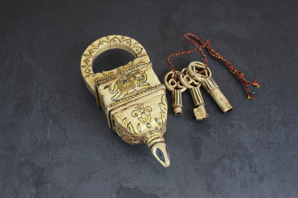 Vintage Iron Puzzle Padlock | Intricate Hand-Painted Design Challenging 3-Keys