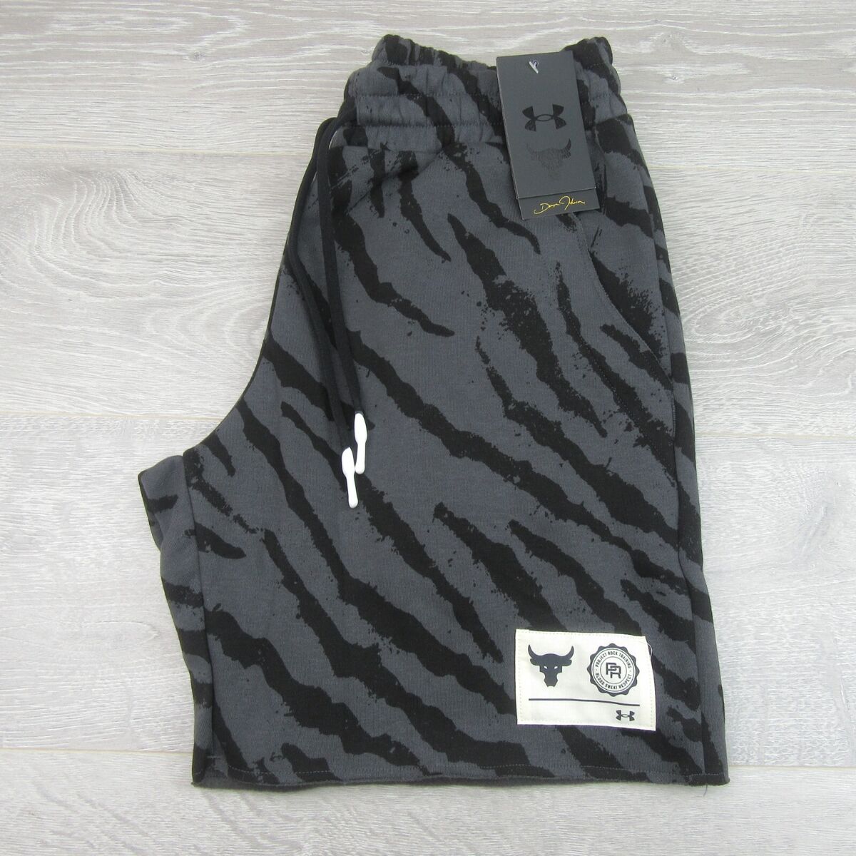 Under Armour Project Rock Gym Training Shorts Mens Size XL Under Armour Project Rock Gym Training Shorts Mens Size XL