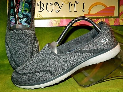 skechers microburst what a charm