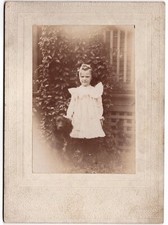 CIRCA 1890s CABINET CARD CUTE LITTLE GIRL IN WHITE DRESS WITH HER DOG