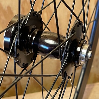 White Industries MI6 Disc Front Wheel Velocity B43 32H Deep