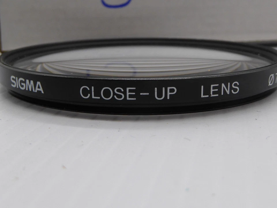 SIGMA 72mm Close Up lens Filter for camera lens SLR DSLR - Image 3 of 4