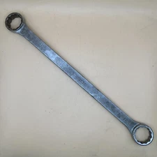 Mac Tools Sabina 16" Long 1-1/8"-1-1/4" 12PT Offset Box End Wrench BXL3640