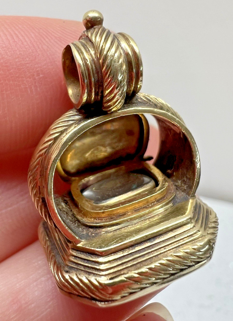 RARE GEORGIAN 14CT GOLD MOURNING SEAL SEALING WAX STAMP FOB ARMORIAL ANTIQUE