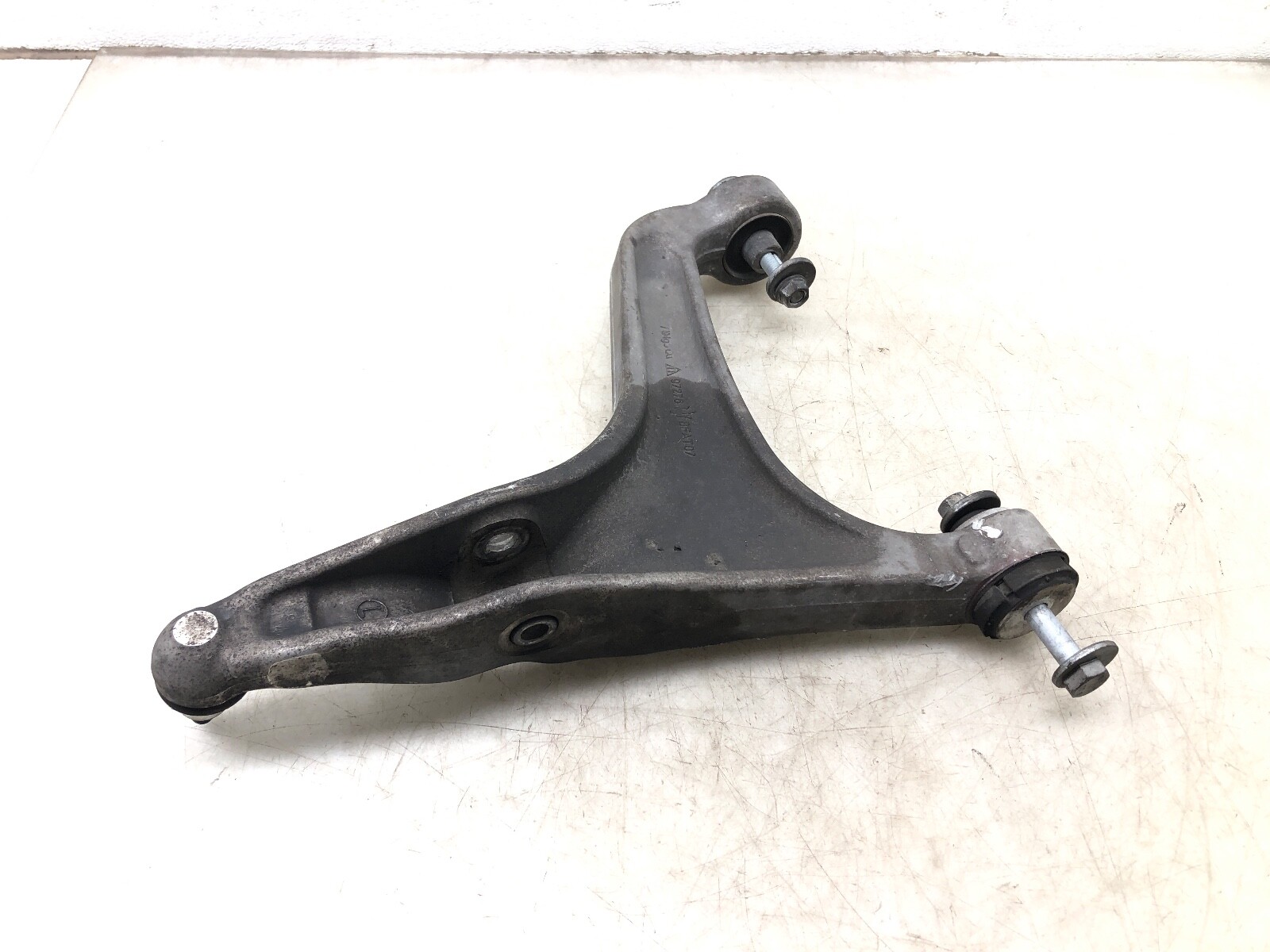 2014-2020 MASERATI QUATTROPORTE AWD LEFT DRIVER FRONT CONTROL ARM OEM.