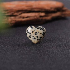 Natural Spotted Stones Quartz Crystal Stone Heart Energy Specimen Mini Palm Rock