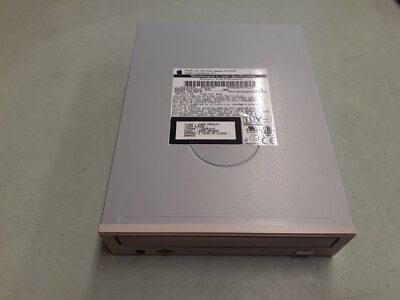 Vintage Apple CR-589-B 32x IDE CD-ROM Drive 678-0176 - Beige Bezel