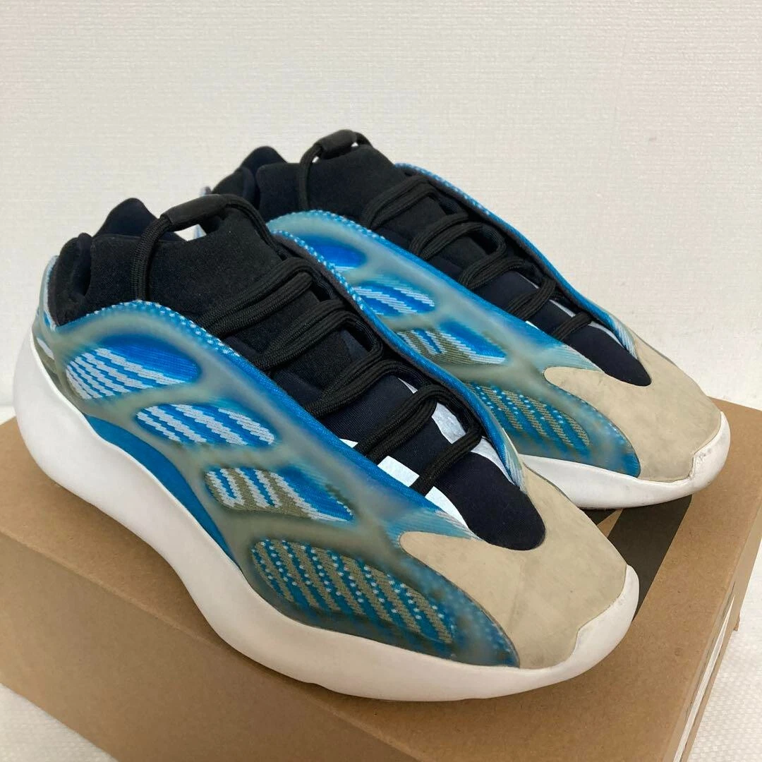 adidas YEEZY 700 V3 KYANITE US10
