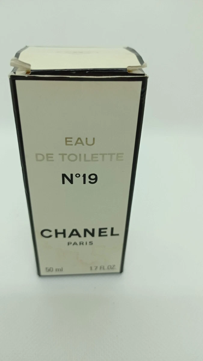 Eau de toilette n°19 Chanel Paris 50 ml splash. Vintage nuevo 1960.