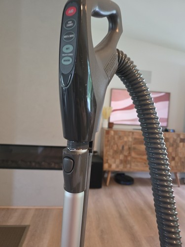 KENMORE PROGRESSIVE 360 TRUE HEPA MODEL 116 CANISTER VACUUM W/ ATTACHMENTS Gray - Picture 2 of 10