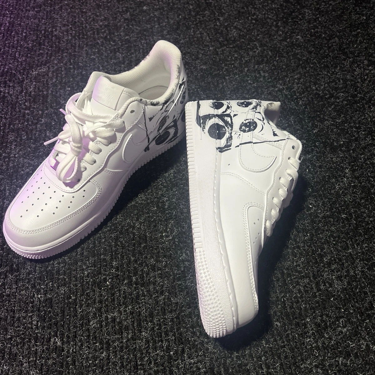 Nike Supreme x Comme des Garçons SHIRT x Air Force 1 Low Eyes Nike Supreme x Comme des Garçons SHIRT x Air Force 1 Low Eyes