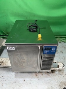 Beverage Air CF031AG 22 Countertop 3 Pan Blast Chiller/Freezer TESTED 1989