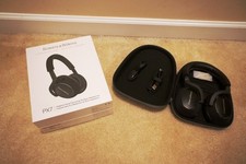 Bowers  Wilkins PX7 Carbon Edition Noise Canceling Headphones - Good Condition