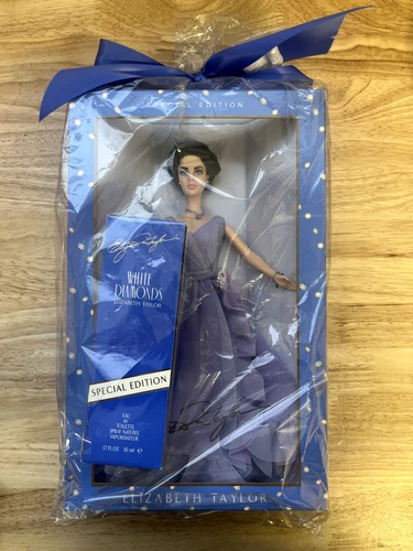 VTG Rare Elizabeth Taylor Mattel Barbie w/White Diamonds Perfume Set-NEW