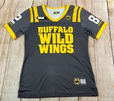 Women Buffalo Wild Wings Employee Uniform Jersey Server Shirt Medium W/ Name Tag