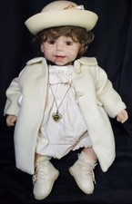 ADORA NAME YOUR OWN BABY DOLL 22" LIMITED EDITION. READ DESCRIPTION.