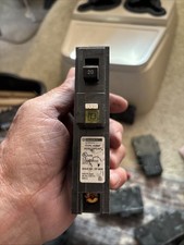 Square D Homeline 1 Pole 20A 120VAC Mini Circuit Breaker - HOM120PCAFI
