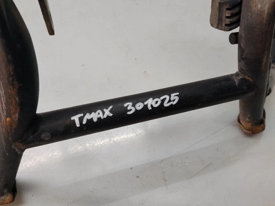 Cavalletto Centrale Supporto Piastra Yamaha TMax T-Max 500 2001 2002 2003 Stand - Immagine 3 di 4