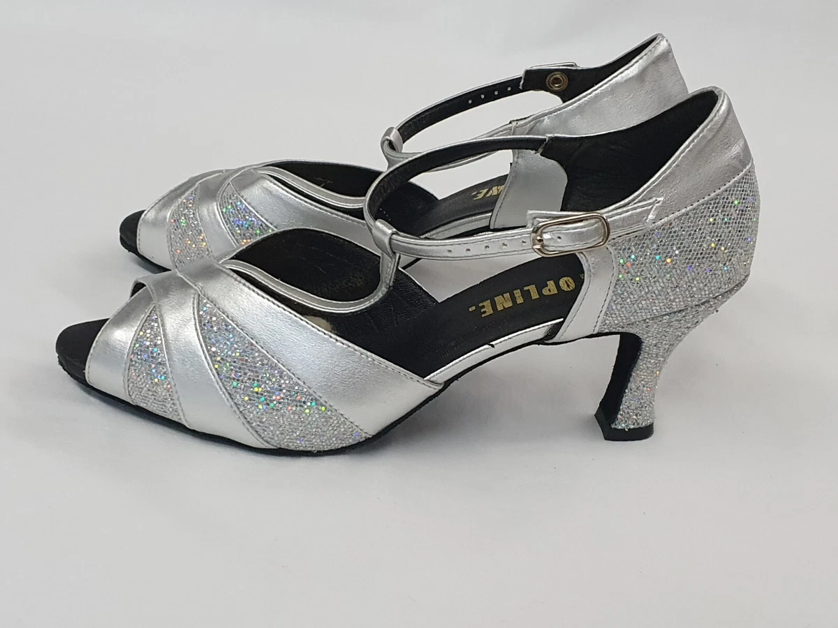 Silver shoes size deals 7