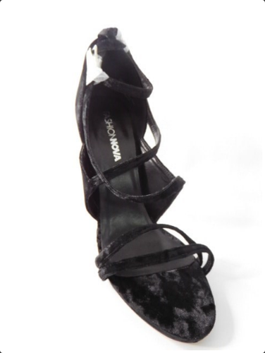 Black Heels **New**, "GET WHAT YOU GIVE" Style, Size 8.5 - Picture 9 of 13