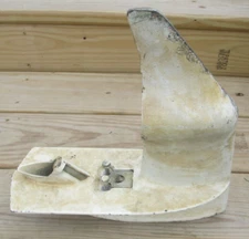 LOWER UNIT HOUSING ONLY from 1989 Johnson 8 HP Outboard Mod. J8RCEC          C28