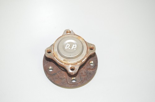 BMW I01 i3 Electric Radnabe mit Lager Wheel hub with bearing 6867927