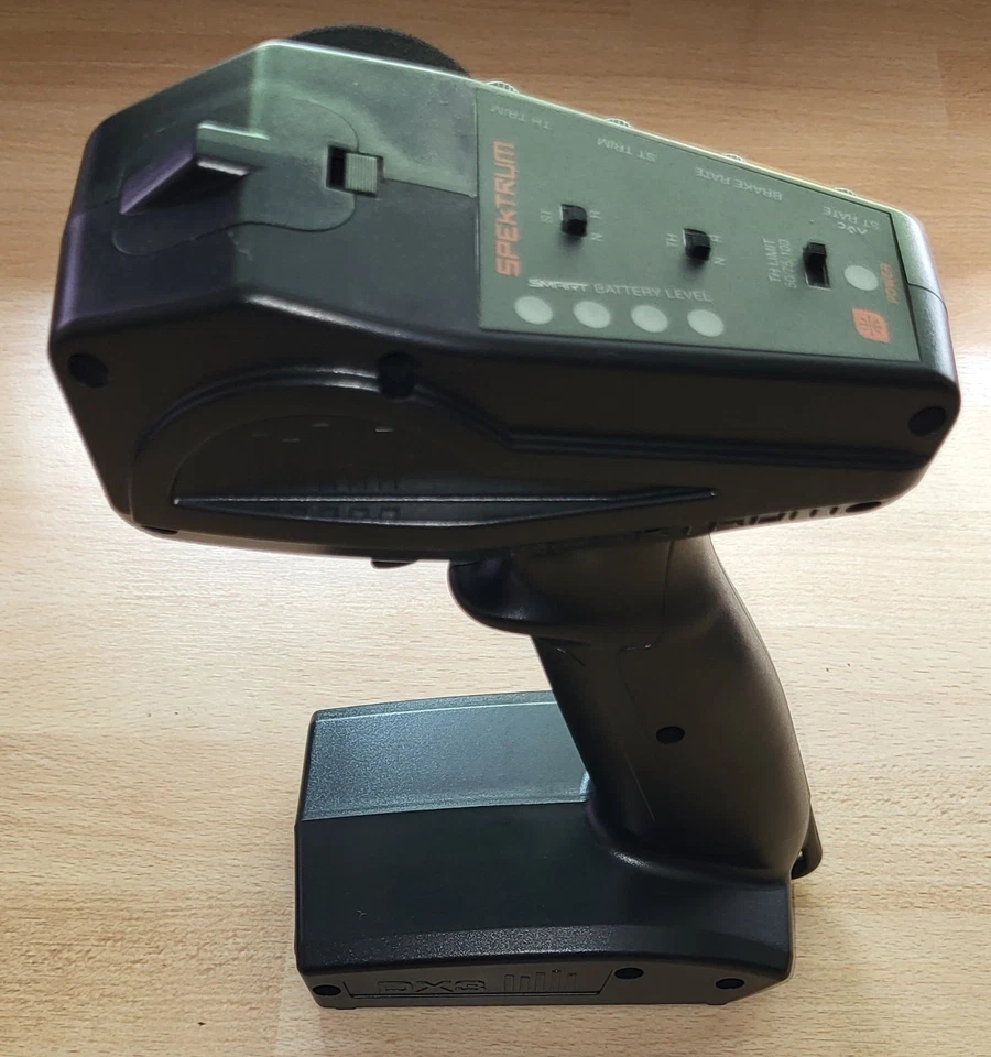 3-Kanal Fernsteuerung Sender Spektrum DX3 mit 3-Kanal Empfänger Spektrum SR315 - Bild 4 von 4