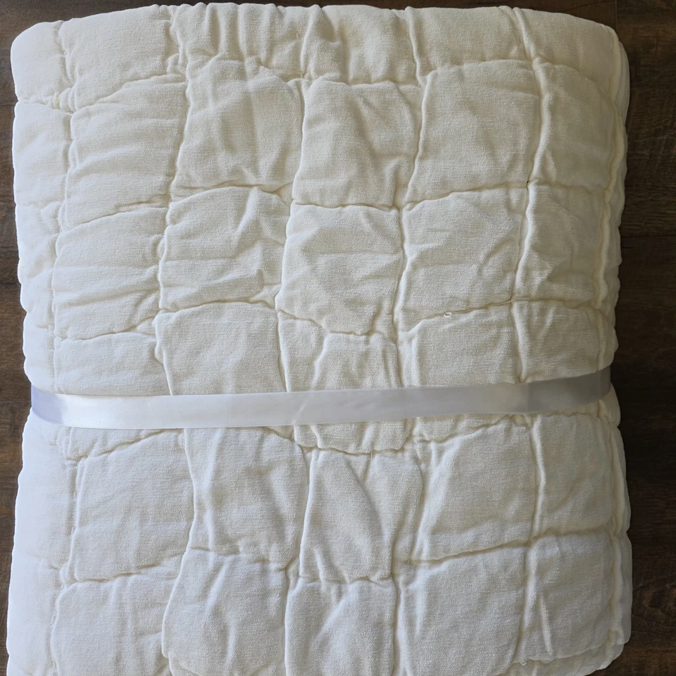 TOTALMENTE NUEVO Edredón Pottery Barn Acogedor Nube Hecho a Mano Completo/Reina Blanco Foto 2 de 4