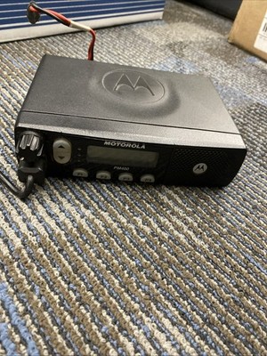 Motorola PM400 UHF Mobile Radio AAM50RPF9AA3AN w/ Mic