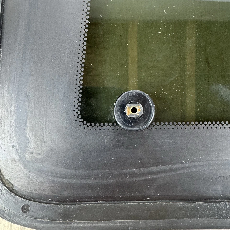 Ford Ranger 1986-2006 cuarto de vidrio ventana de ventilación derecha (Mazda B) pasajero OEM Foto 4 de 4