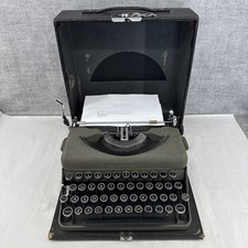 Vintage Imperial Good Companion  portable typewriter With case Tested Working