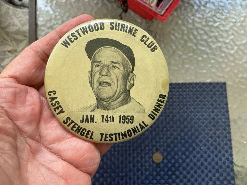 Large 1959 Casey Stengel New York Yankee Baseball Celluloid Pinback Button 