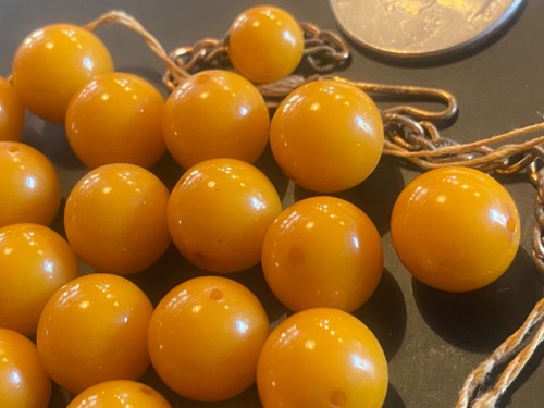 VTG ANTIQUE LOT OF 23 EGG YOLK BUTTERSCOTCH BALTIC AMBER BAKELITE NECKLACE BEADS - Picture 15 of 24