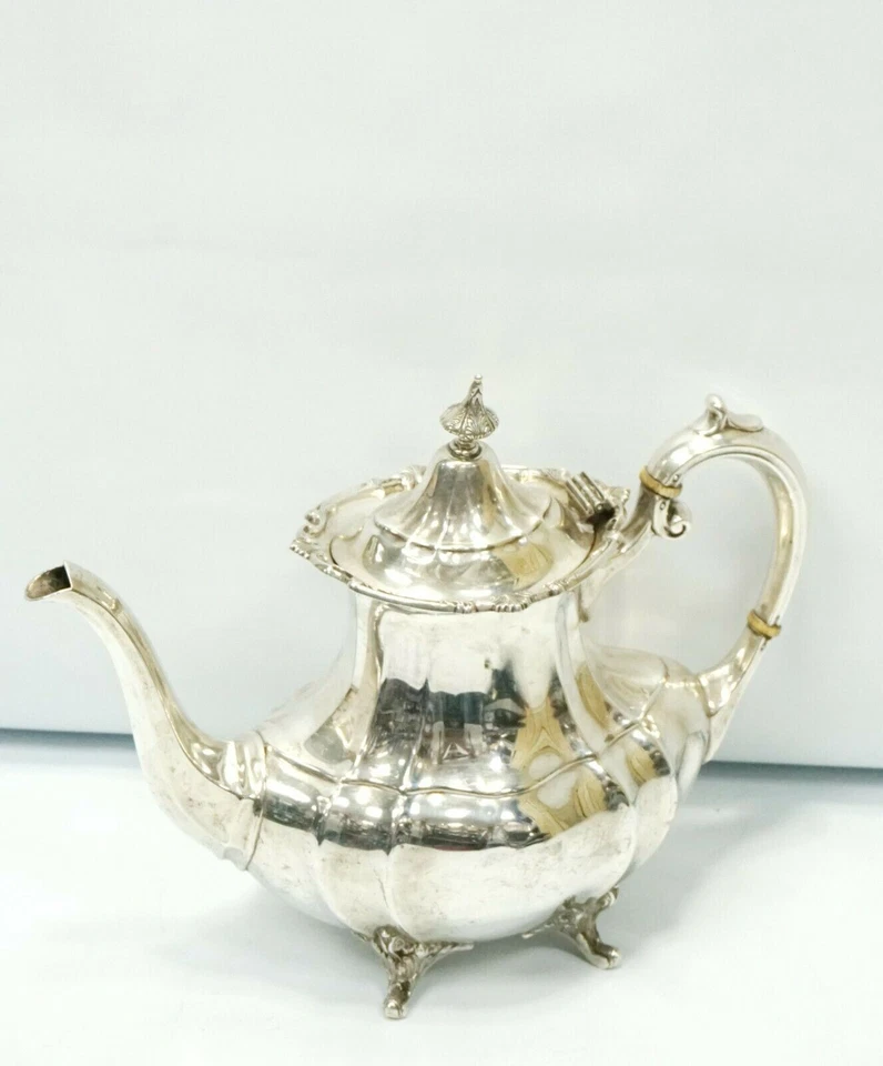 Tetera Reed & Barton plata esterlina patrón 660 Hampton Court 43 OZ sin mono Foto 4 de 4