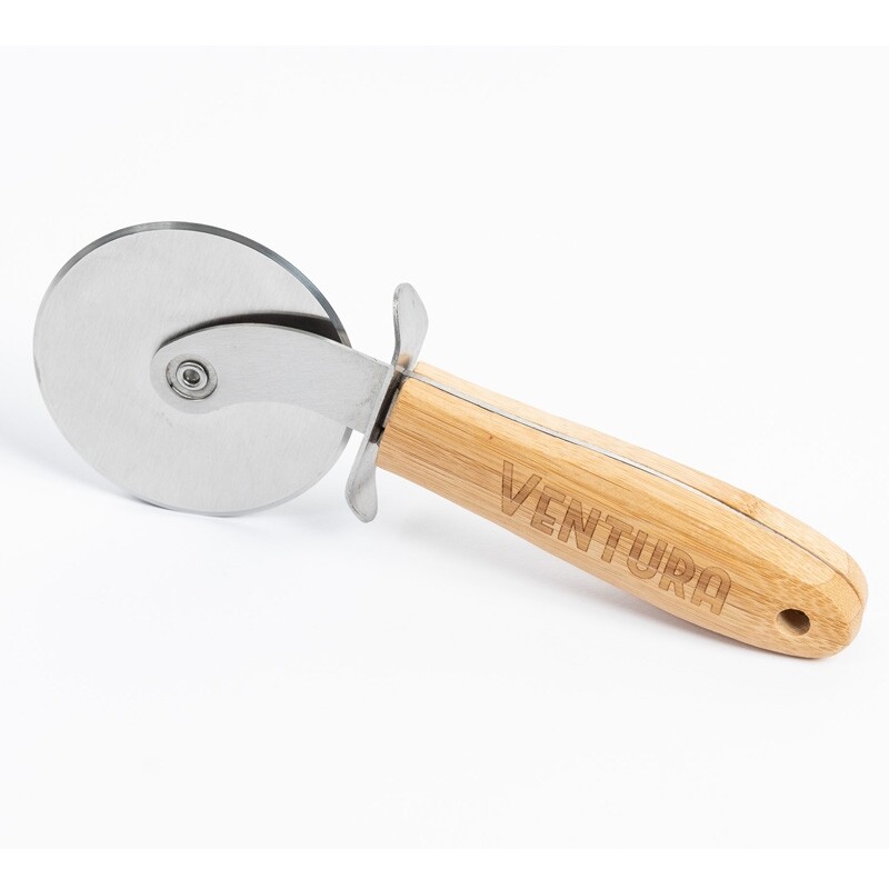 Пиццамессер Ventura Edelstahl, предназначенный для приготовления пиццы в домашних условиях